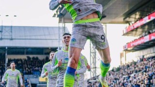 曼城3-0轻取水晶宫！福登回暖谢尔基成“新丁丁”，阿森纳压力大