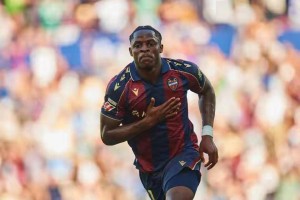 1.2亿标价+7成工资帽！穆帅6500万锁主力，欧冠没了就要卷铺盖？