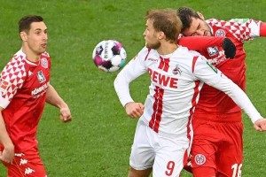 德甲揭幕战暗藏玄机！美因茨主场狂攻VS科隆客场铁桶阵，谁能笑到最后？