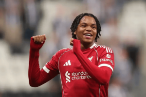 恩古莫哈横空出世带来英超新争议 豪门挖别人青训墙角合适吗? 恩古莫哈横空出世带来英超新争议 豪门挖别人青训墙角合适吗?