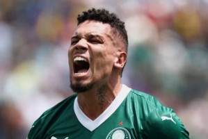 阿斯:保利尼奥-恩里克在德甲未踢出身价,回巴西后重新找回状态 阿斯:保利尼奥-恩里克在德甲未踢出身价,回巴西后重新找回状态