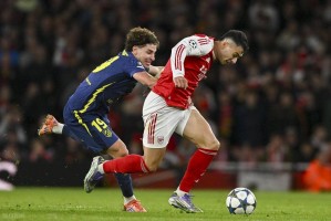 阿森纳狂胜马竞!豪华阵容幸福没烦恼,小马丁复刻亨利大帝进球! 阿森纳狂胜马竞!豪华阵容幸福没烦恼,小马丁复刻亨利大帝进球!