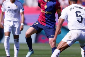 看懂了巴萨的伤病名单,才明白德容的这次受伤,对球队打击有多大 看懂了巴萨的伤病名单,才明白德容的这次受伤,对球队打击有多大