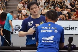 一单丢两分!有谁注意到小胖输球后队友的表情?德甲联赛真来对了 一单丢两分!有谁注意到小胖输球后队友的表情?德甲联赛真来对了