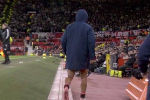 曼联4250万镑中锋齐尔克泽冬季离队恐成定局,意甲罗马或领跑争夺 曼联4250万镑中锋齐尔克泽冬季离队恐成定局,意甲罗马或领跑争夺