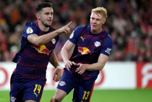 德国杯:4-1,26岁鲍姆加特纳凌空垫射+双响炮,助德甲第2晋级 德国杯:4-1,26岁鲍姆加特纳凌空垫射+双响炮,助德甲第2晋级