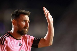 同行：我将永远提名梅西为金球奖得主，直到他退役！