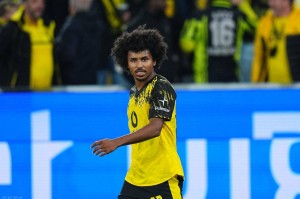 1-0,23岁德国新星飙无敌世界波,多特蒙德3连胜,逼近德甲榜首 1-0,23岁德国新星飙无敌世界波,多特蒙德3连胜,逼近德甲榜首