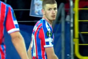 曼联有一君子协定可6500万签新卡里克！拜仁天才入传闻，偶像C罗