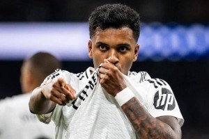 罗德里戈欲离队索顶薪!曼城成热门,3队争抢 罗德里戈欲离队索顶薪!曼城成热门,3队争抢