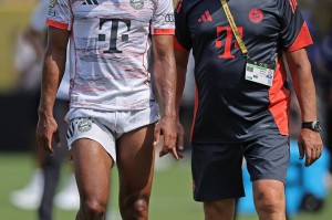 拜仁新星穆西亚拉重伤，俱乐部世界杯对决巴黎圣日耳曼成转折点