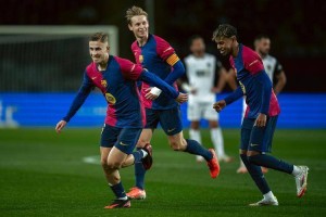 西甲焦点战前瞻:巴萨 VS 瓦伦西亚,火星撞地球般的对决 西甲焦点战前瞻:巴萨 VS 瓦伦西亚,火星撞地球般的对决