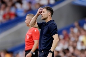 维尼修斯场均出场仅58分钟,阿隆索彻底摊牌:姆巴佩才是皇马真核 维尼修斯场均出场仅58分钟,阿隆索彻底摊牌:姆巴佩才是皇马真核