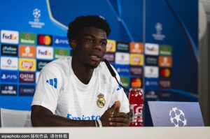 皇马远征阿拉木图:绿市集里的足球狂欢与欧冠新篇章 皇马远征阿拉木图:绿市集里的足球狂欢与欧冠新篇章