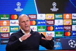 红军队副宝刀不老!2场欧冠独造2球斯洛特该让他重返首发 红军队副宝刀不老!2场欧冠独造2球斯洛特该让他重返首发