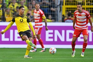 3-0,24岁曼城旧将恩梅加惊艳破门,德甲第8完胜德甲第6,迎首胜 3-0,24岁曼城旧将恩梅加惊艳破门,德甲第8完胜德甲第6,迎首胜