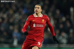 7000万VS2500万！利物浦卖中锋开出天价吓退孔蒂，那不勒斯购卢卡