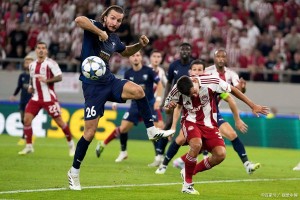 德甲第8轮门兴主场迎战拜仁,门兴防守能力不足,拜仁进攻端出色 德甲第8轮门兴主场迎战拜仁,门兴防守能力不足,拜仁进攻端出色