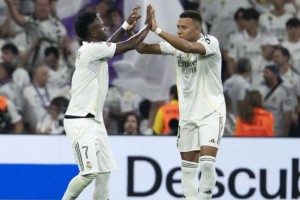 【西甲最新战报】姆巴佩和维尼修斯各入2球,皇马超越巴萨登顶积分榜 【西甲最新战报】姆巴佩和维尼修斯各入2球,皇马超越巴萨登顶积分榜