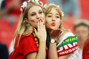 《欧冠恩怨再续!皇马尤文世俱杯狭路相逢,欧冠冠军 VS 意甲霸主谁主沉浮?》 《欧冠恩怨再续!皇马尤文世俱杯狭路相逢,欧冠冠军 VS 意甲霸主谁主沉浮?》