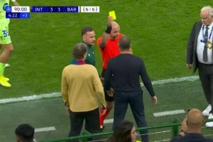 世体:弗里克和助手被罚款停赛,巴萨对处罚感到惊讶可能上诉 世体:弗里克和助手被罚款停赛,巴萨对处罚感到惊讶可能上诉