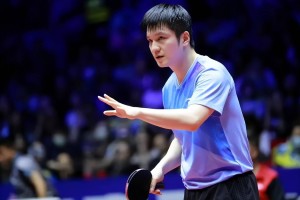 樊振东加盟德甲才过半月，暖心的一幕出现，韩莹的话让人动容！