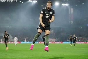 4-1！3-0！足坛一夜综述，拜仁13连胜狂飙，大巴黎翻车，穆里尼奥挺进4强