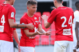 周五010法甲:朗斯VS 布雷斯特 周五010法甲:朗斯VS 布雷斯特