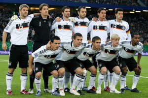 欧冠 尼斯VS本菲卡：精选二串