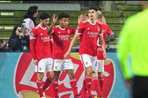 欧冠决战穆里尼奥：西甲豪门皇马双线发力，力争16强席位