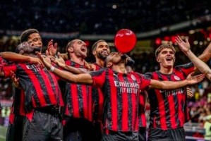 36岁老将引爆意甲!AC米兰暗中布局,莱万加盟竟藏3大隐忧? 36岁老将引爆意甲!AC米兰暗中布局,莱万加盟竟藏3大隐忧?