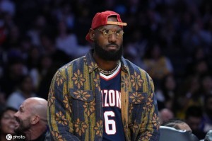 记者:詹姆斯康复进展顺利 目标是11月中旬回归赛场 记者:詹姆斯康复进展顺利 目标是11月中旬回归赛场