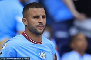 曝埃弗顿已开启沃克转会谈判 费内巴切也对其感兴趣