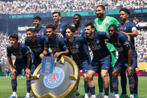 巴黎4:0大胜皇马，登贝莱现场教学姆巴佩何为金球奖表现