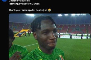 切尔西球迷感谢弗拉门戈战胜切尔西，甚至跑到弗拉门戈官推下感谢