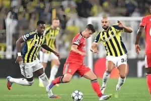 欧冠附加赛:不按常理出牌,费内巴切剑走侧锋鹰击本菲卡 欧冠附加赛:不按常理出牌,费内巴切剑走侧锋鹰击本菲卡