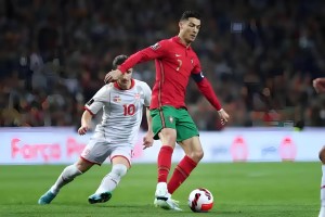 全球身价TOP10：姆巴佩3亿欧领跑，哈兰德紧随，年轻球员定义新时代