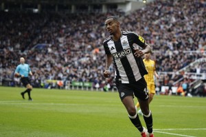 1.2亿英镑！曝伊萨克只想加盟利物浦 红军愿为他再破纪录