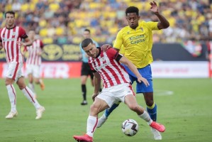 意甲:博洛尼亚 VS 尤文图斯 意甲:博洛尼亚 VS 尤文图斯