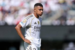 贪婪毁掉了姆巴佩!从足坛宠儿到战术毒瘤的蜕变 贪婪毁掉了姆巴佩!从足坛宠儿到战术毒瘤的蜕变