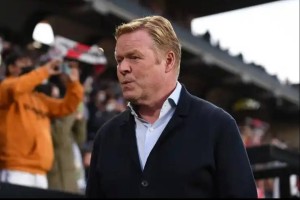 荷兰中卫卷疯了!曼联铁卫数据碾压仍落选,科曼:选谁都心疼 荷兰中卫卷疯了!曼联铁卫数据碾压仍落选,科曼:选谁都心疼