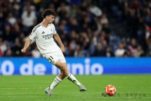 意甲疯狂赚取一亿！恩多耶转会英超，奥斯梅恩7500万转投土超豪门