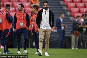 曼联防线难题:达洛特回归能否破解困局? 曼联防线难题:达洛特回归能否破解困局?