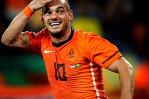 橙色传奇永驻!斯内德41岁诞辰,134战铸就荷兰黄金时代不朽丰碑 橙色传奇永驻!斯内德41岁诞辰,134战铸就荷兰黄金时代不朽丰碑