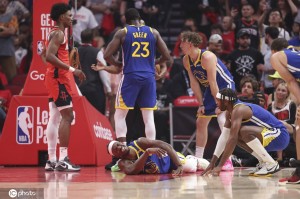 G3出战成疑!勇士官方:巴特勒确诊为骨盆及臀部肌群挫伤 G3出战成疑!勇士官方:巴特勒确诊为骨盆及臀部肌群挫伤