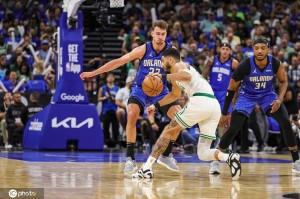 瓦格纳32+8班凯罗29+6 魔术险胜绿军总分追至1-2 瓦格纳32+8班凯罗29+6 魔术险胜绿军总分追至1-2