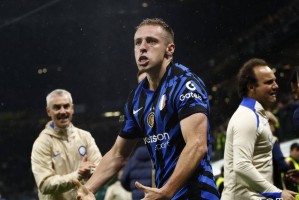 意甲最新动态：迈尼昂神勇扑救助米兰取胜，国米瞄准巨星引援