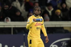 意甲最新交易动态：天才中卫坚持国米，贾沙里与老板会面商谈转会事宜