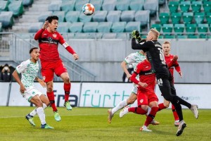 弗赖堡VS达姆施塔！德甲劲旅主场冲冠VS德乙黑马客场突围