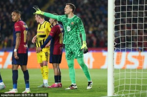 争议裁判Marciniak执法Inter与巴萨欧冠大战！历史交锋谁更占优？